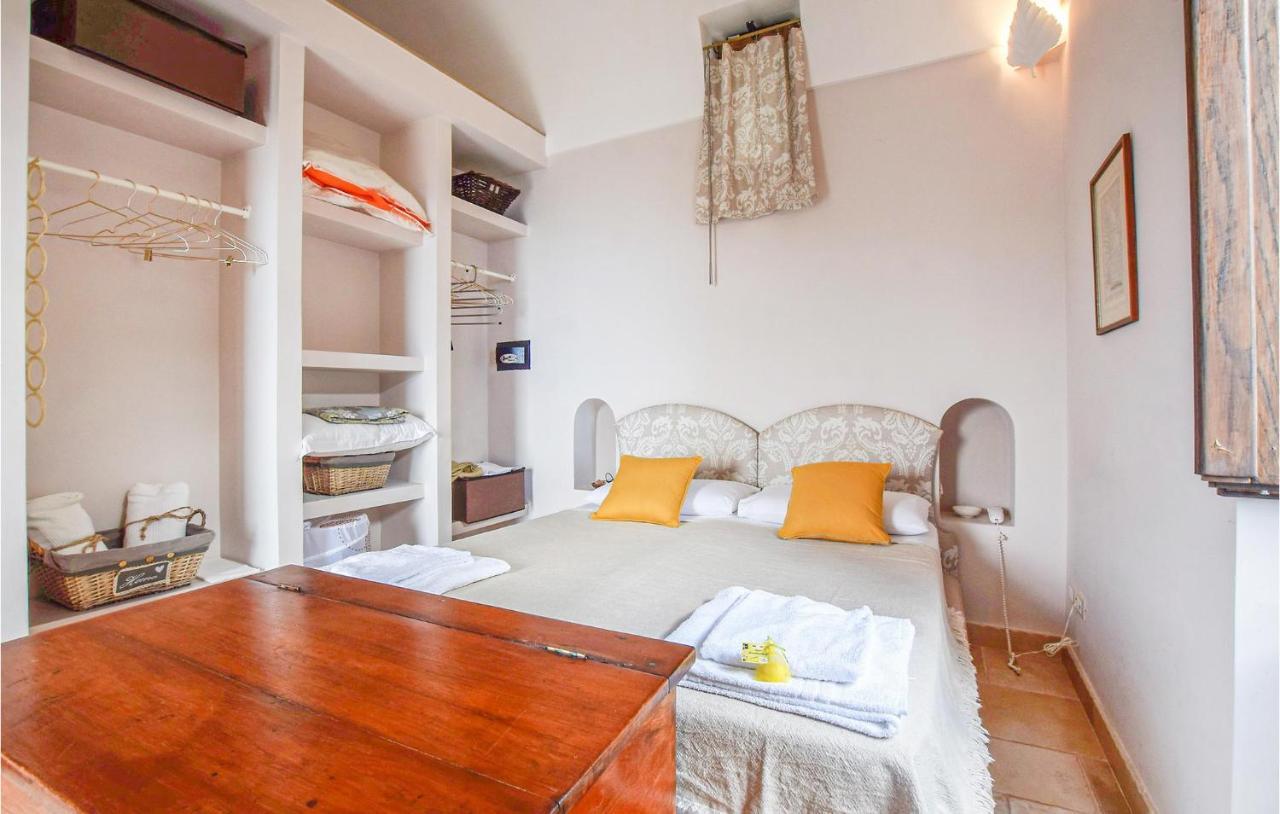 Cozy Apartment In Масса-Лубренсе Экстерьер фото