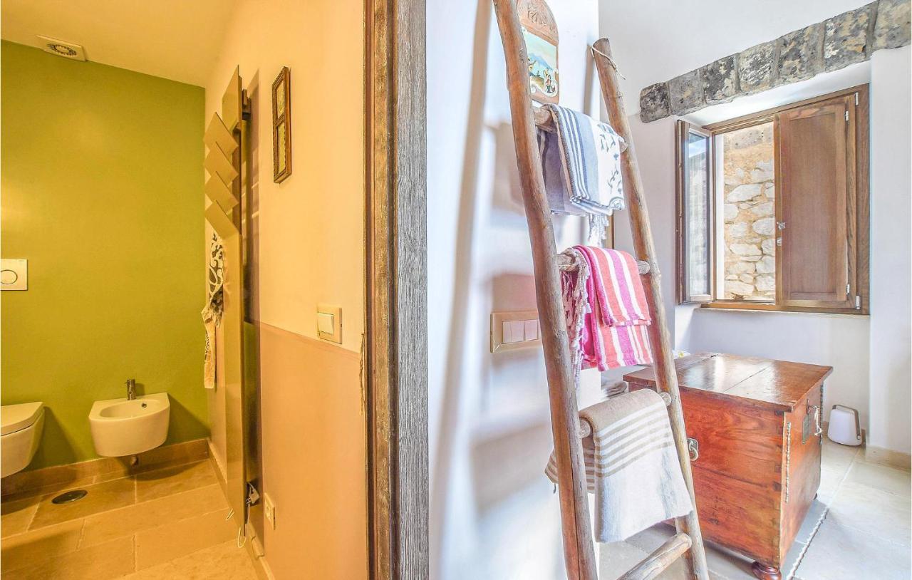 Cozy Apartment In Масса-Лубренсе Экстерьер фото